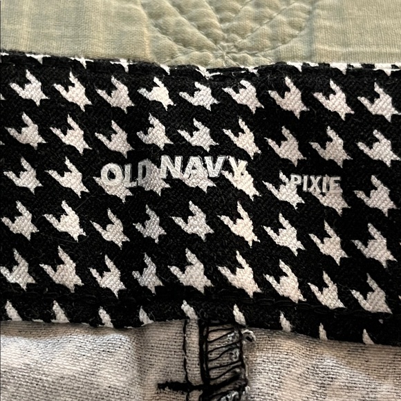 OLD NAVY PIXIE houndstooth stretch pants - Picture 7 of 14